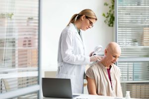 Preporuke Francuskog ORL društva za postupke kod bolesnika s karcinomom glave i vrata za vrijeme Covid-19 pandemije